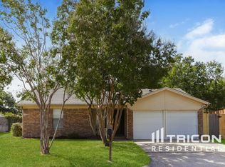 4212 Ticino Valley Dr, Arlington, TX 76016