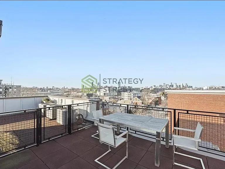 246 Boston St — Photo 11