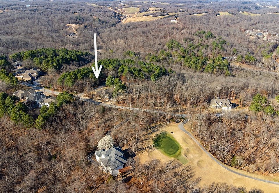 1st image of 6 McLeod Ln