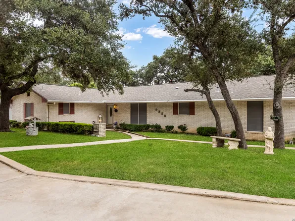9858 SCENIC HILLS DR, San Antonio, TX 78255