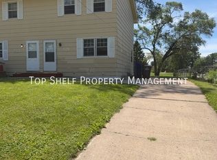 521 Hart Ave, Des Moines, IA 50315