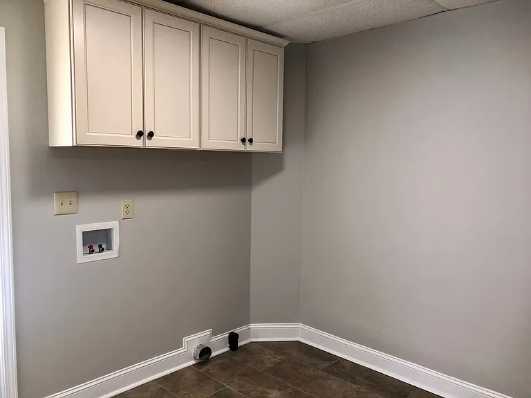 223 E Glendale Ave — Photo 5