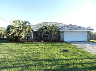 7465 Sandstone St, Navarre, FL 32566
