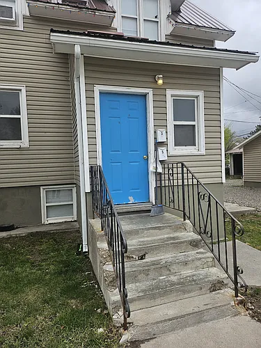 204 Lincoln St Photo 1
