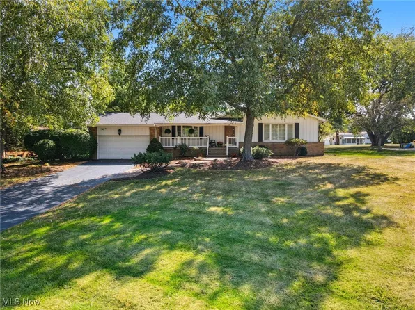 6578 Gates Mills Blvd, Mayfield Heights, OH 44124