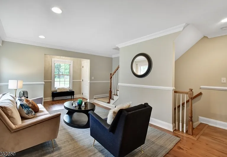 73 Central Ave #B — Photo 4