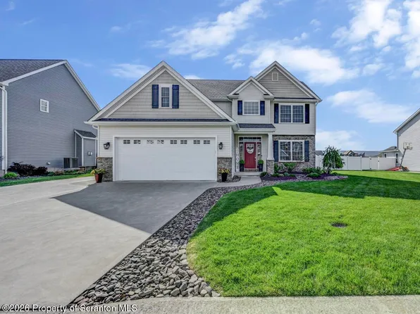 125 Falcon Ln, Archbald, PA 18403