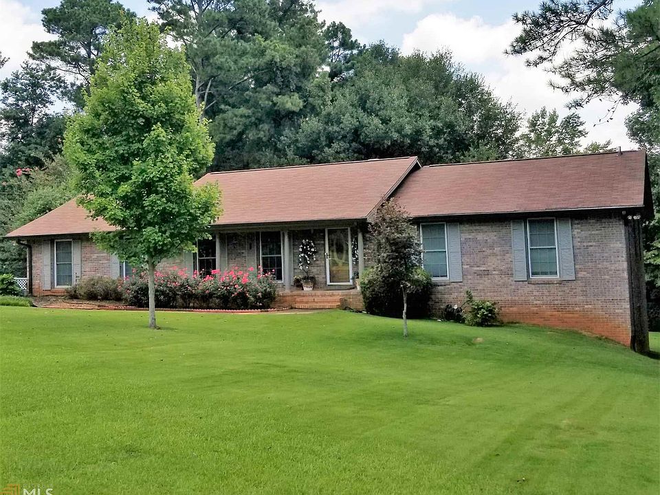 1st image of 2137 Cedar Dr