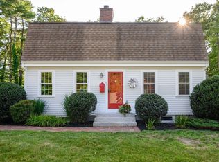 46 Liberty Pole Rd, Hingham, MA 02043