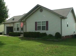 114 Oak Tree Dr, Oak Grove, KY 42262