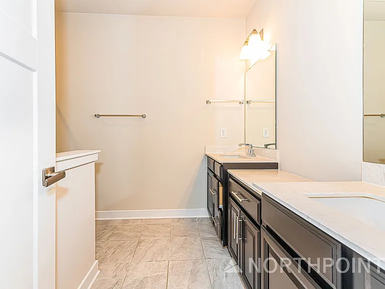 934 Channing Park Cir — Photo 7