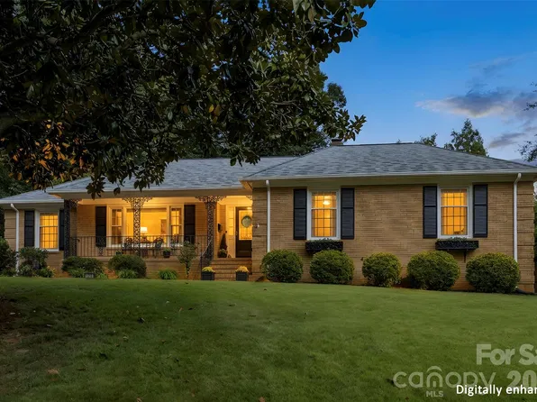 1216 Queensgate St, Gastonia, NC 28054