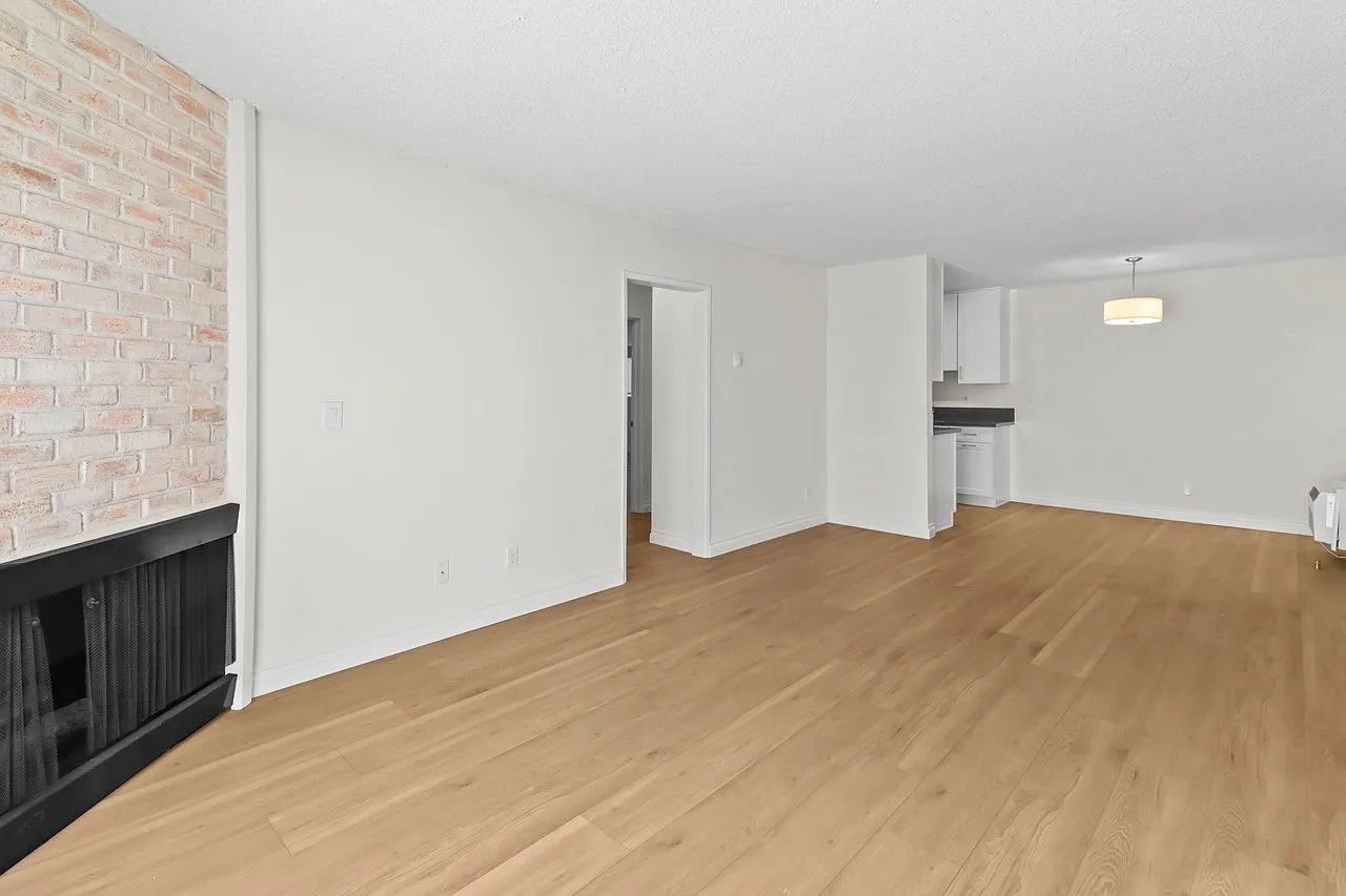2 bed, 2.0 bath, $2,995 — Photo 4