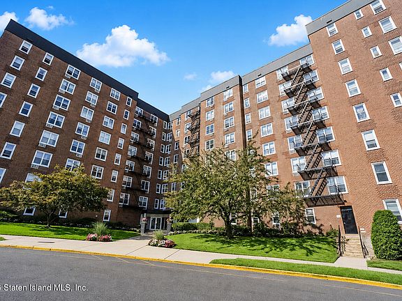 3rd image of 350 Richmond Ter APT 3T