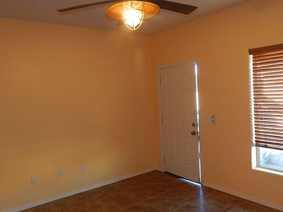 3rd image of 1119 W Calle Playa De Siesta