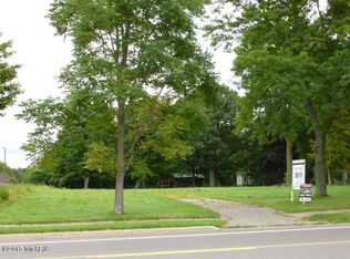 8188 N 32nd St, Richland, MI 49083
