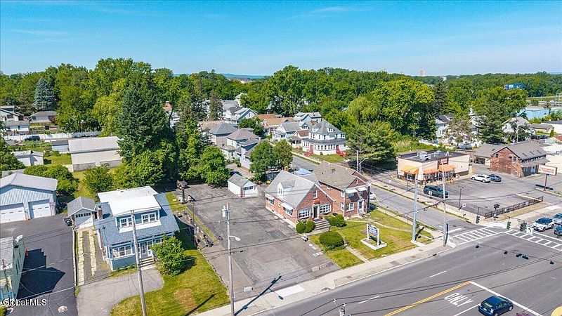 3rd image of 1032 Central Avenue