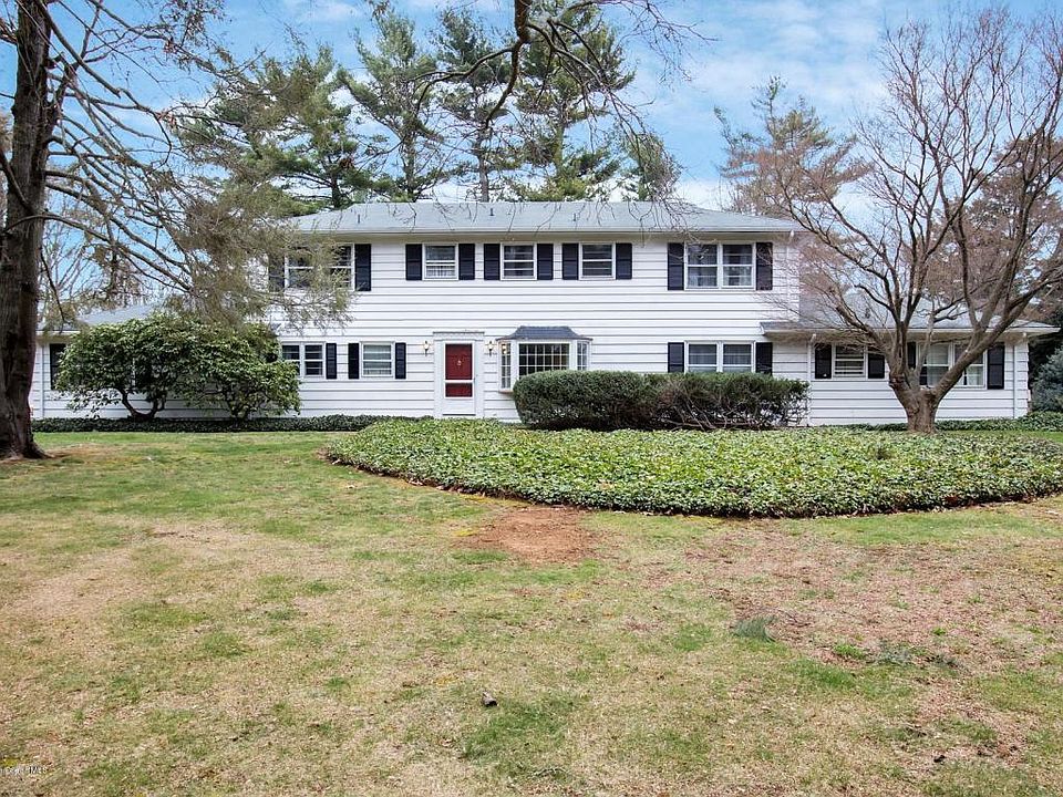 1st image of 39 Buena Vista Ave
