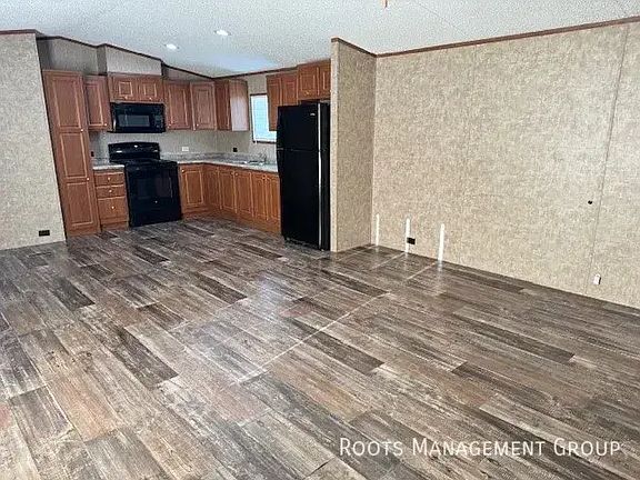4th image of 400 Fm 3168 Lot 347
