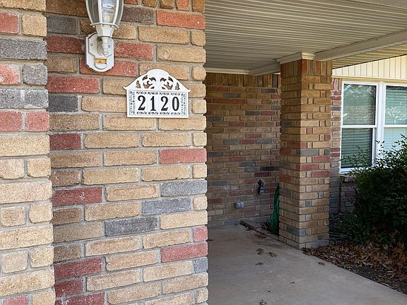 4th image of 2120 Belmont Park Dr