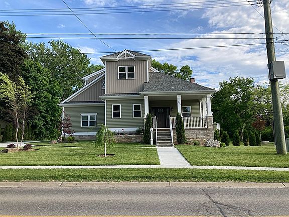3rd image of 240 Atwater St