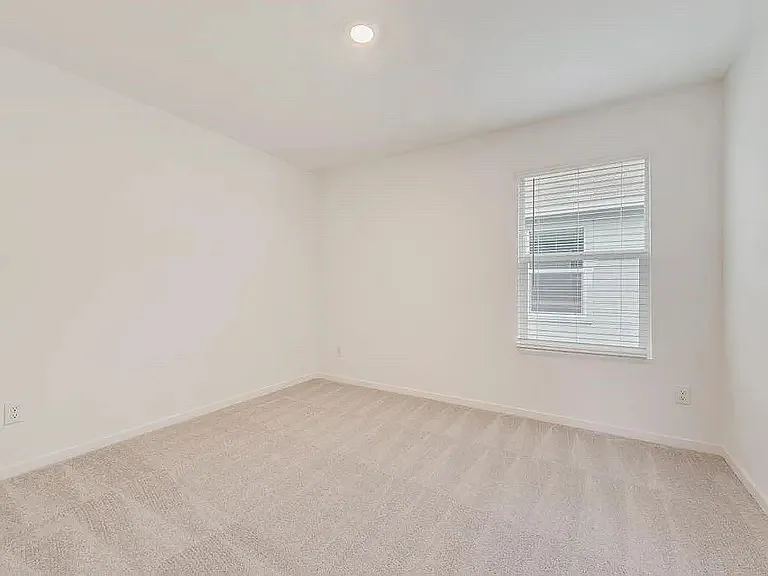 1409 Merlin Bluff St — Photo 5