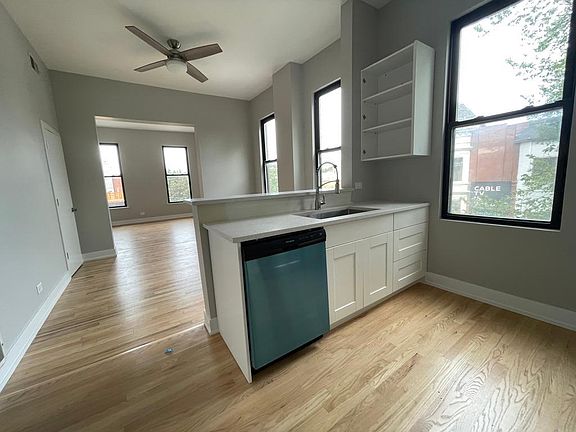 4th image of 2337 W North Ave APT 3F