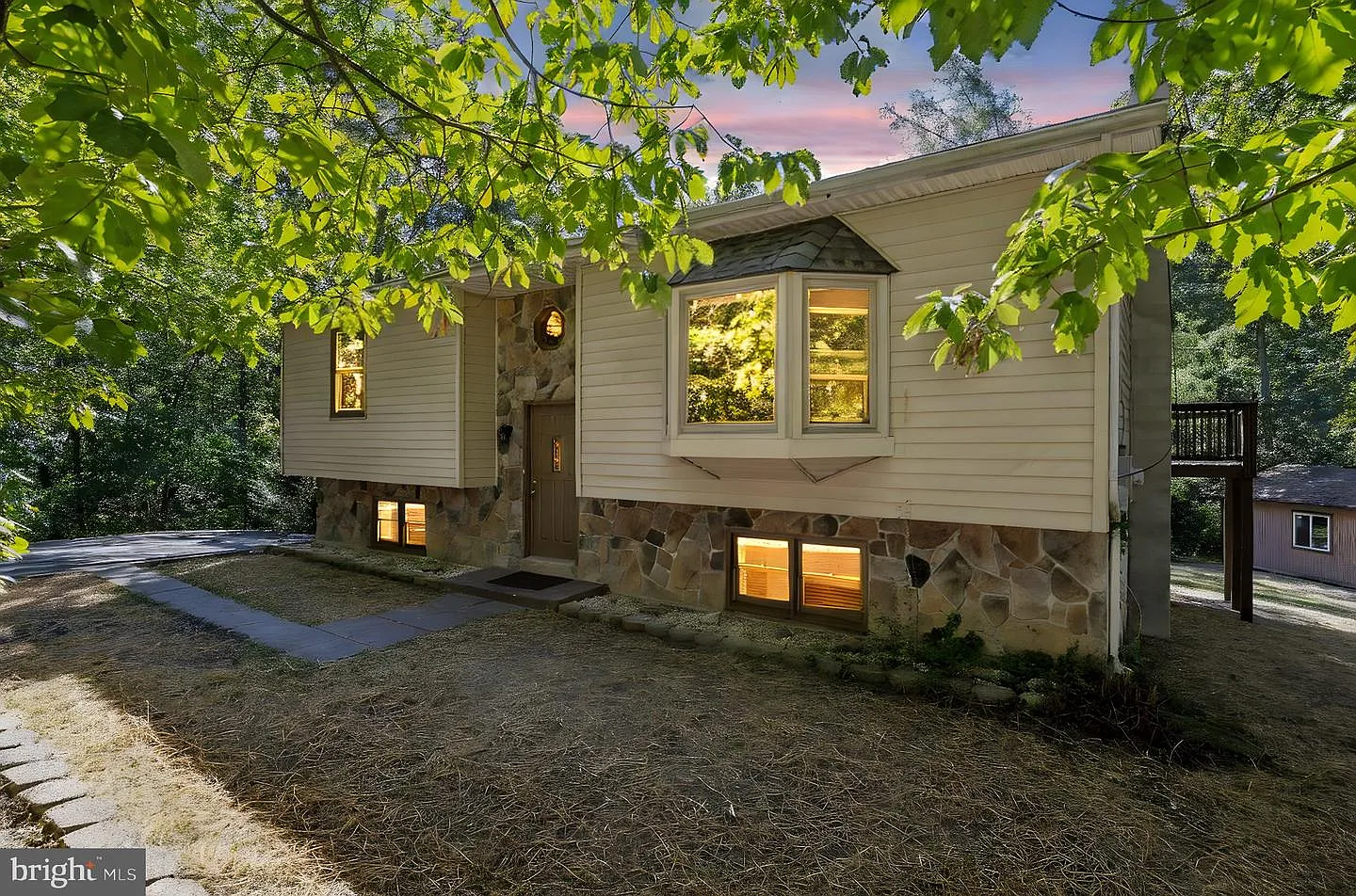 145 Basswood Dr photo 1