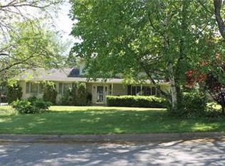 1139 Place Rd, Bethlehem, PA 18017