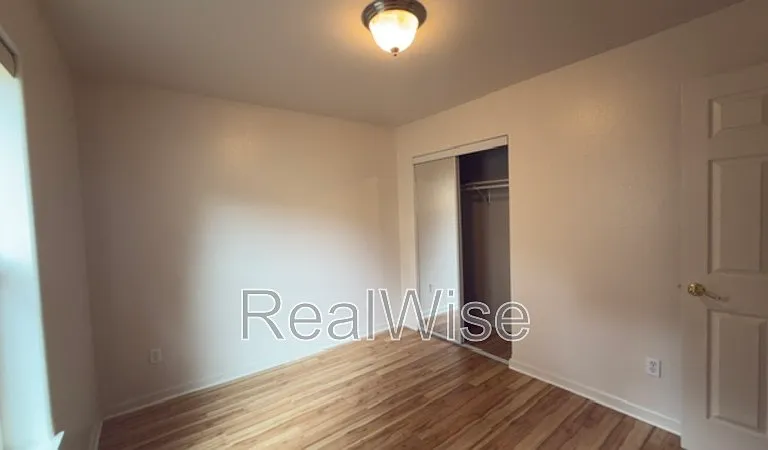 1384 NE Ridge Ave — Photo 16