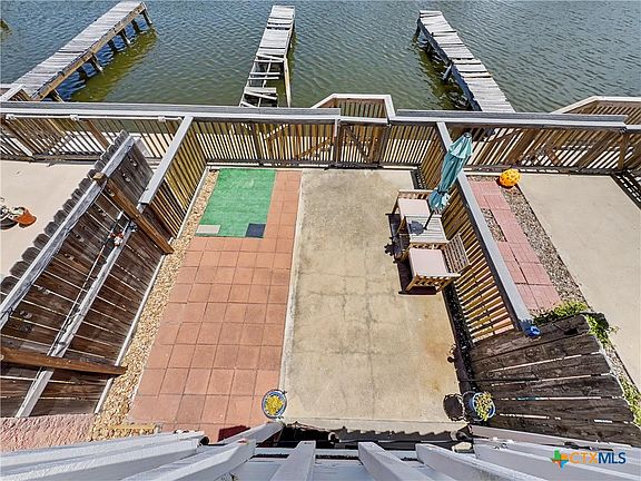3rd image of 4141 Whiteley Dr APT 304