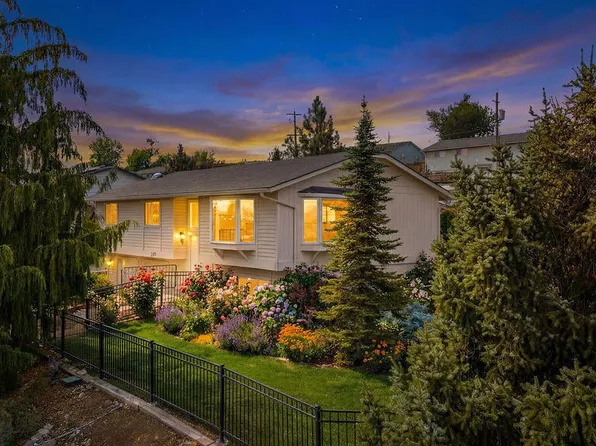 235 Ridgeway Dr, Yakima, WA 98901