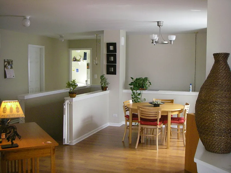 1054 E Wilson Ave — Photo 7