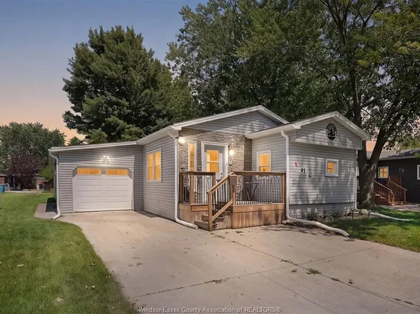 97 Dana Dr, Essex, ON N8M 1Z9