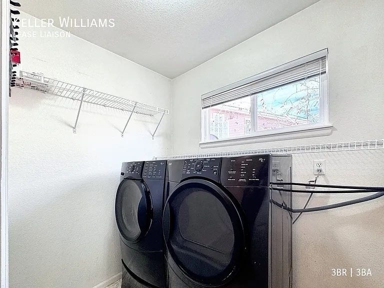 1237 Laurenwood Way — Photo 22