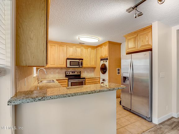 3rd image of 3434 BLANDING Boulevard #138