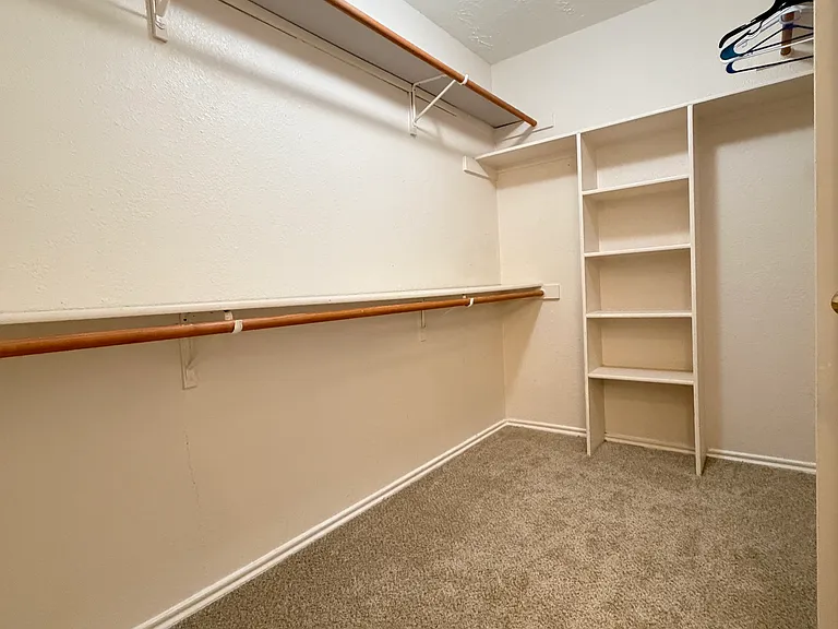 13119 Forum Rd — Photo 23