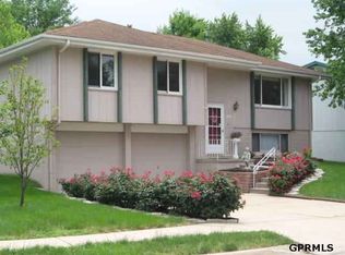 13681 V St, Omaha, NE 68137