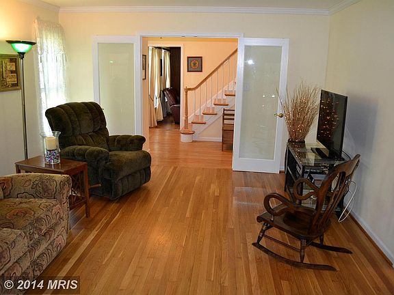 4th image of 16616 Baederwood Ln