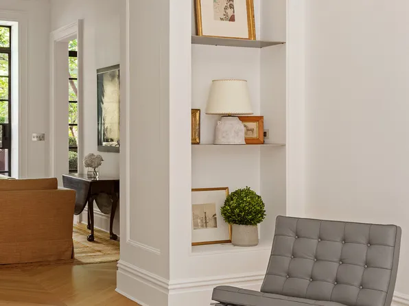 55 West 9th Street image 7 of 18