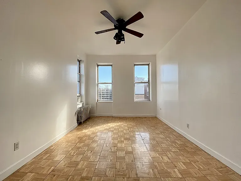 253 Nassau Ave #3L — Photo 6