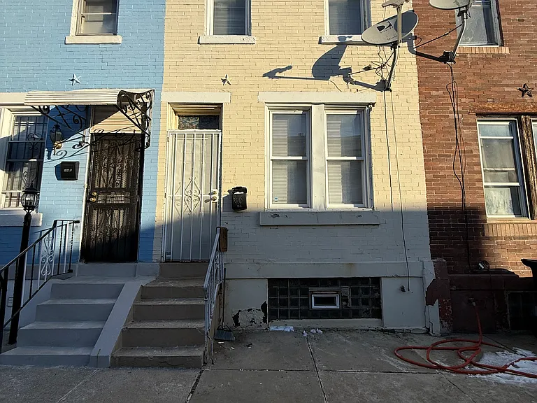 247 E Mayfield St — Photo 27