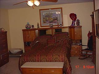 4th image of 522 Poinsettia Dr