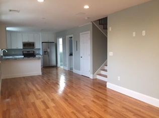 555 Broad St UNIT B, Weymouth, MA 02189