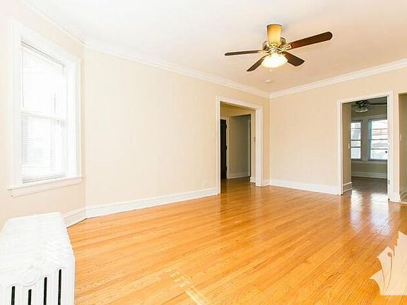 2nd image of 4857 N Paulina St