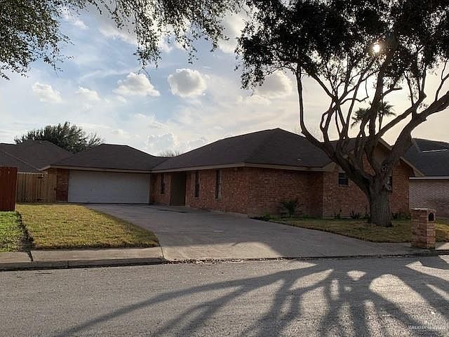 1st image of 3005 Pelican Ave