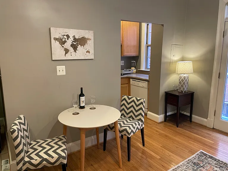 1401 Columbia Rd NW #208 — Photo 3