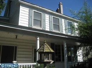 982 Gravel Pike, Palm, PA