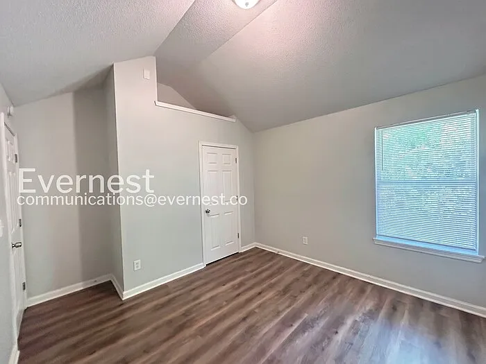 5544 Bluegrass Dr — Photo 14