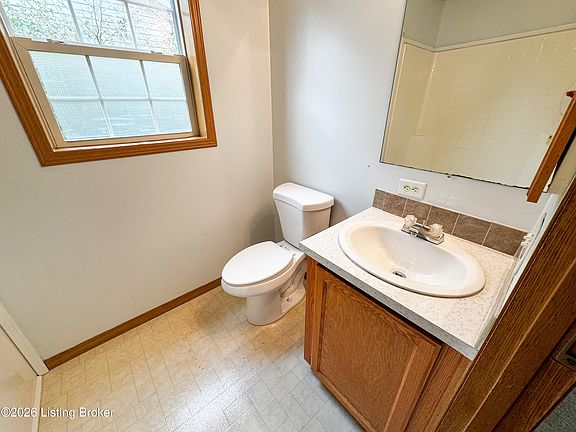 4th image of 15008 Galston Blvd